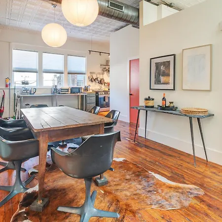 High-Design Downtown Loft Apartment Asheville Exterior photo