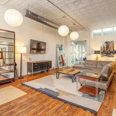 High-Design Downtown Loft Apartment Asheville Exterior photo