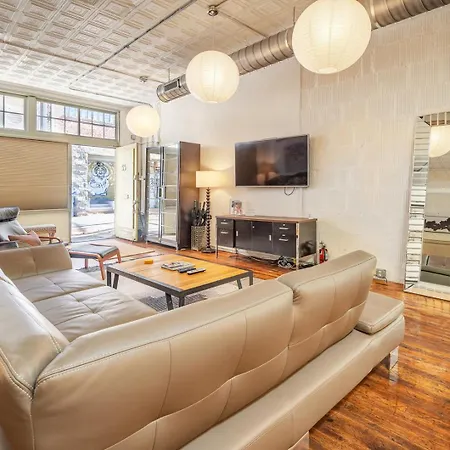 High-Design Downtown Loft Apartment Asheville Exterior photo